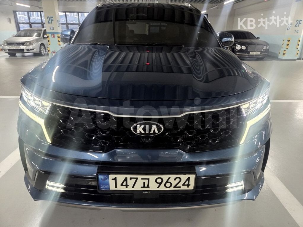 2021 Kia Sorento  FWD