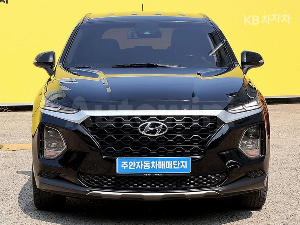 2019 Hyundai Santa Fe  FWD
